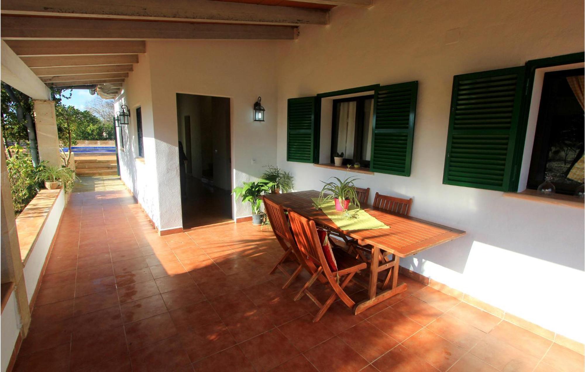Cozy Home In Algaida With Outdoor Swimming Pool Holiday home
