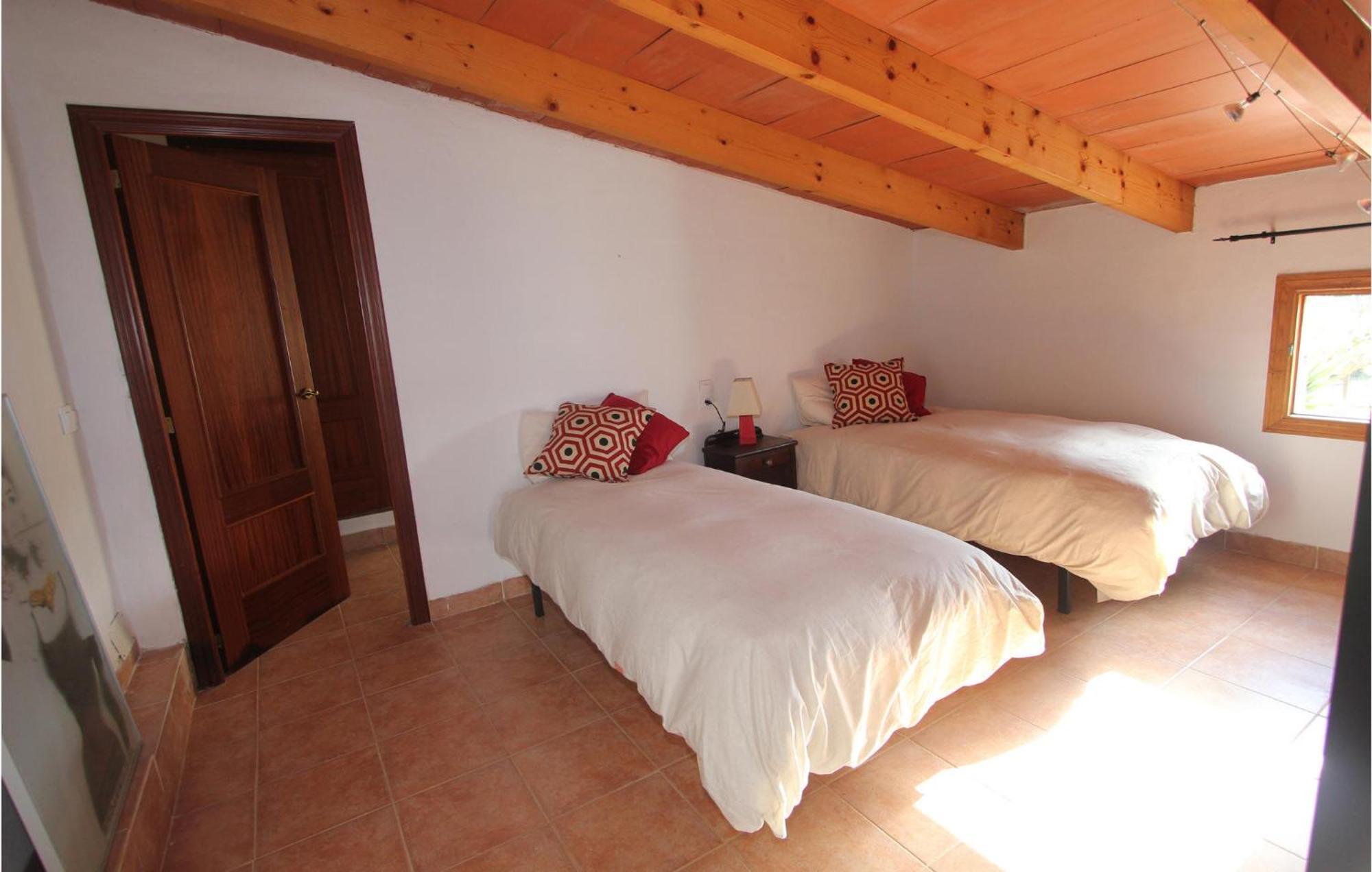 Cozy Home In Algaida With Outdoor Swimming Pool Holiday home